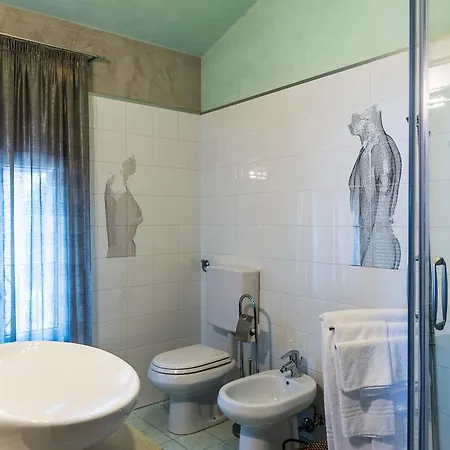 Al Ponticello Bed & Breakfast 2*